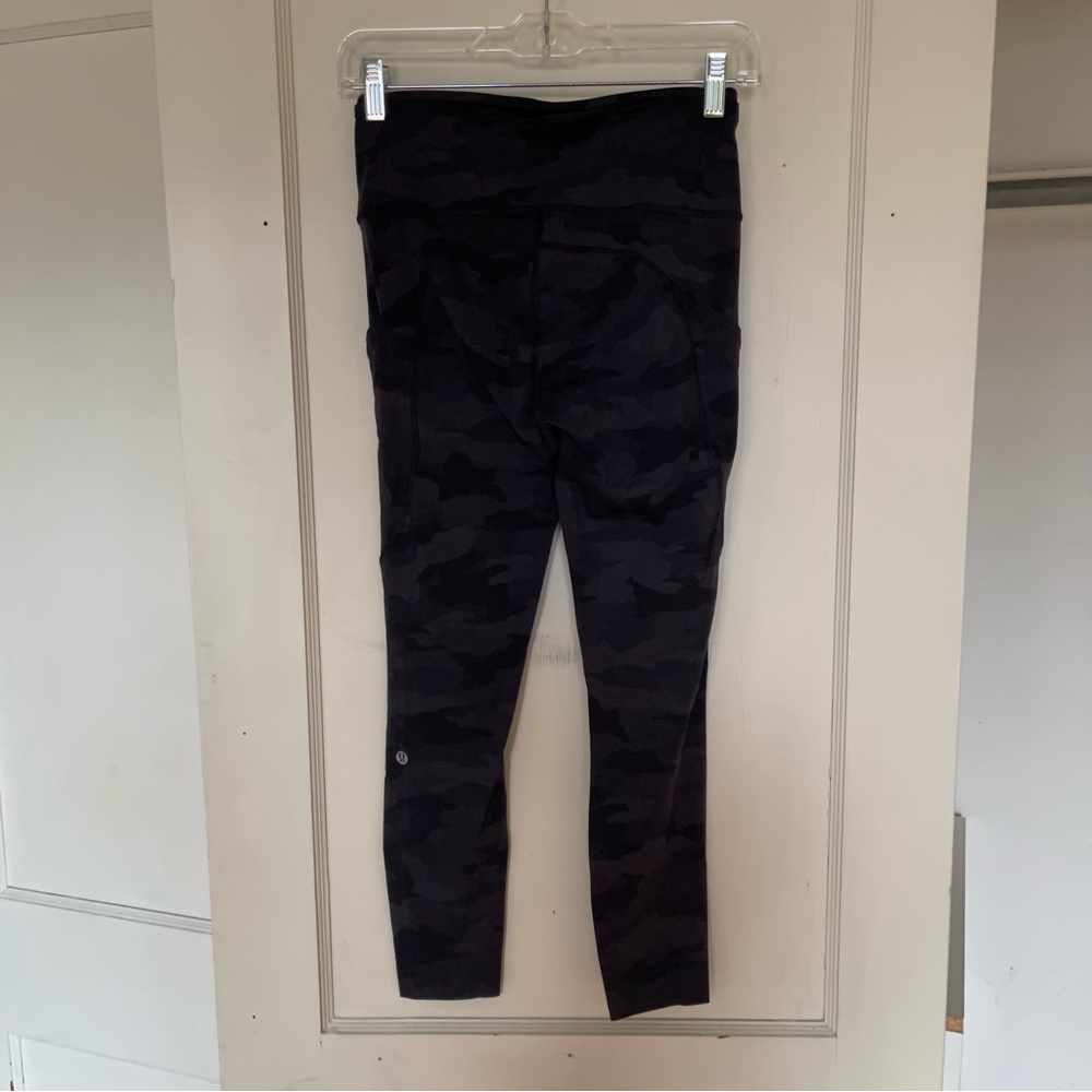 NWOT Lululemon Camo Fast & Free 7/8 Leggings Size 6